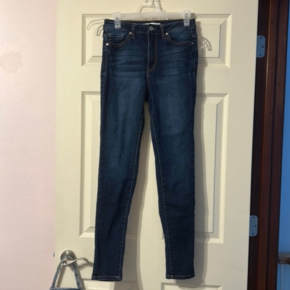 KanCan Dark Wash Skinny Jeans 26 - Picture 1 of 5